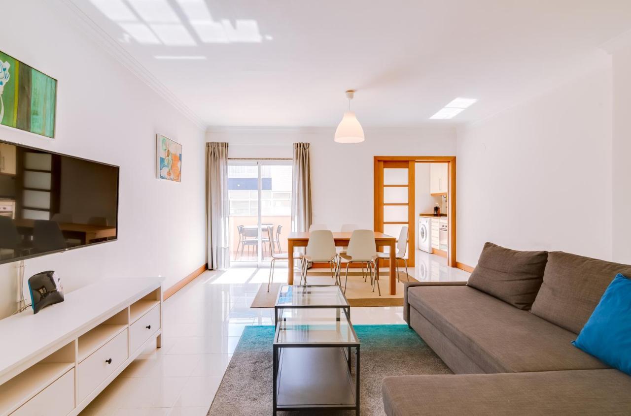 Al- Apartamentos Novos Vista Mar Куартейра Екстер'єр фото