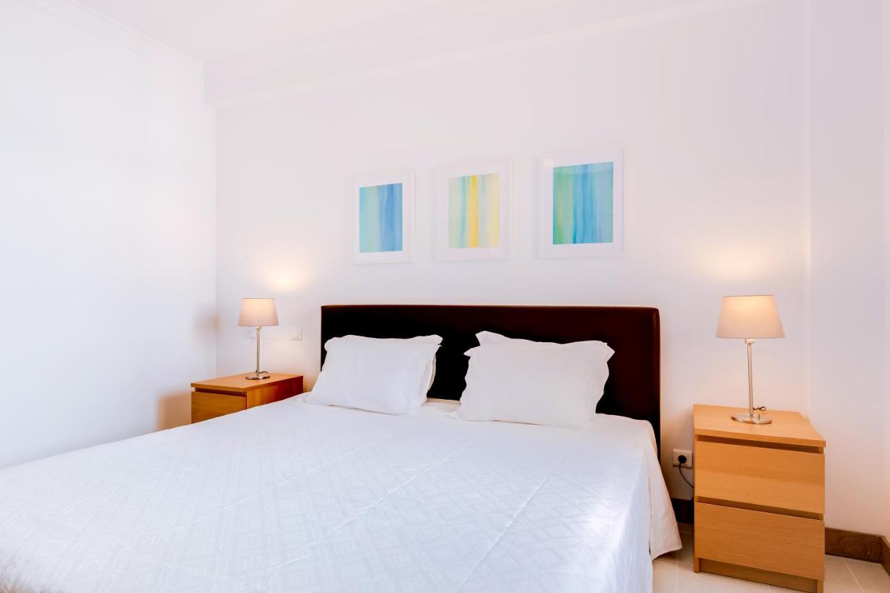 Al- Apartamentos Novos Vista Mar Куартейра Екстер'єр фото