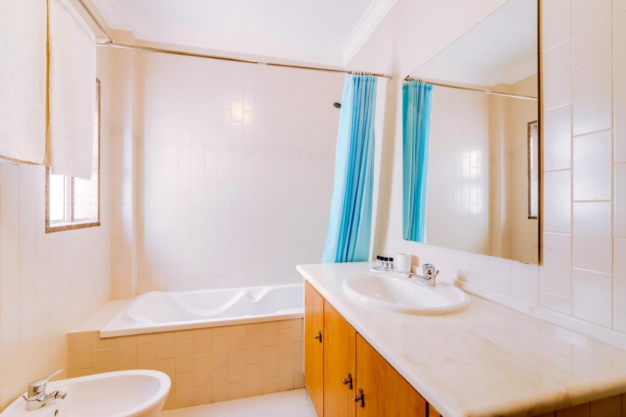 Al- Apartamentos Novos Vista Mar Куартейра Екстер'єр фото