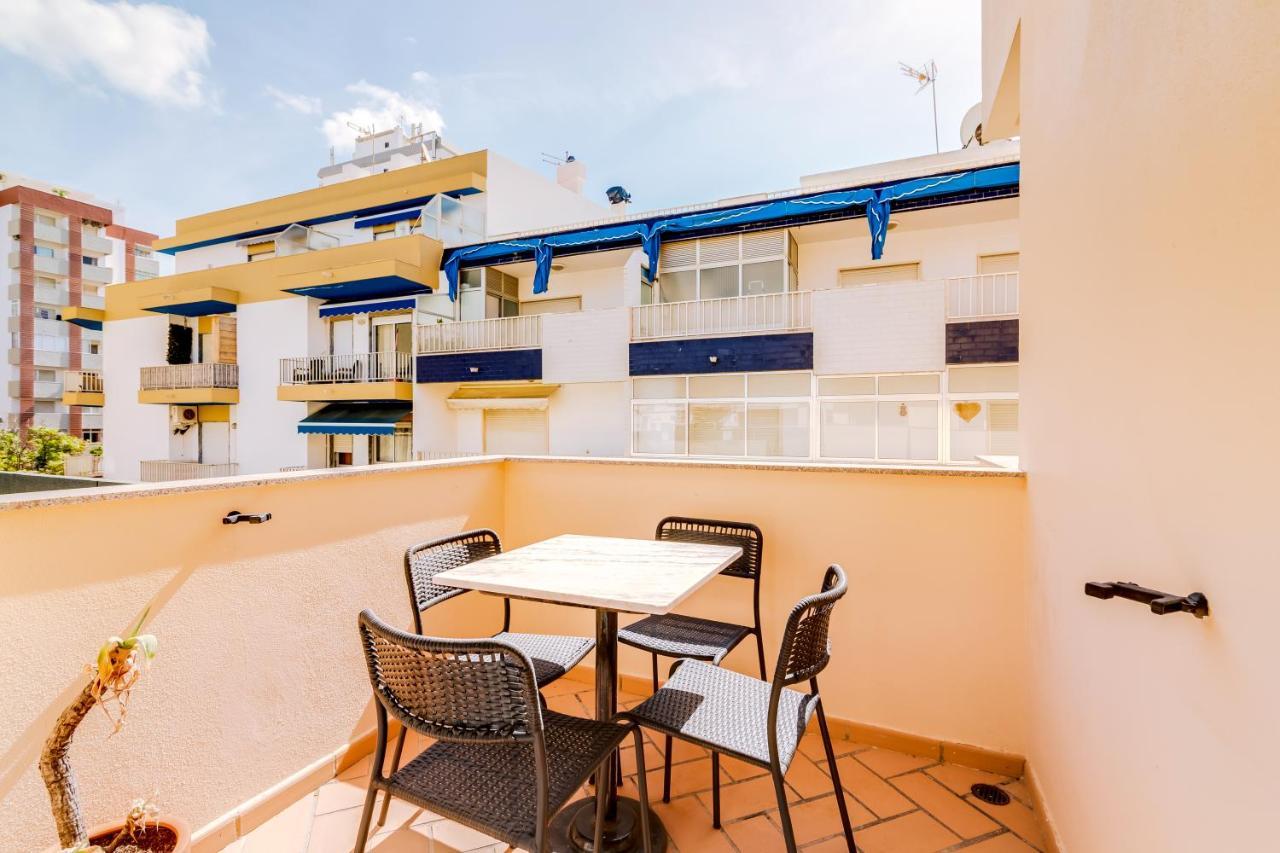 Al- Apartamentos Novos Vista Mar Куартейра Екстер'єр фото